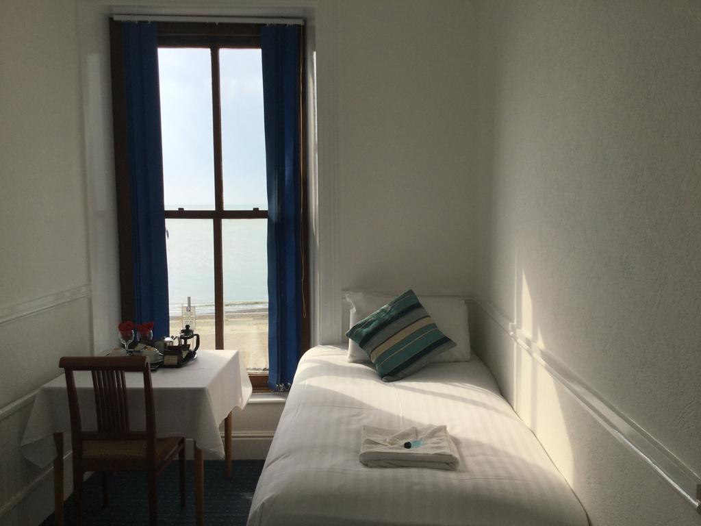 Celtic Bay Guest House Aberystwyth Bagian luar foto